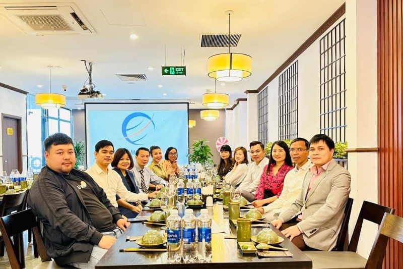 Giám đốc Danh Nam Travel gặp gỡ Phó thị trưởng TP Trương Gia Giới và các công ty du lịch Trung Quốc