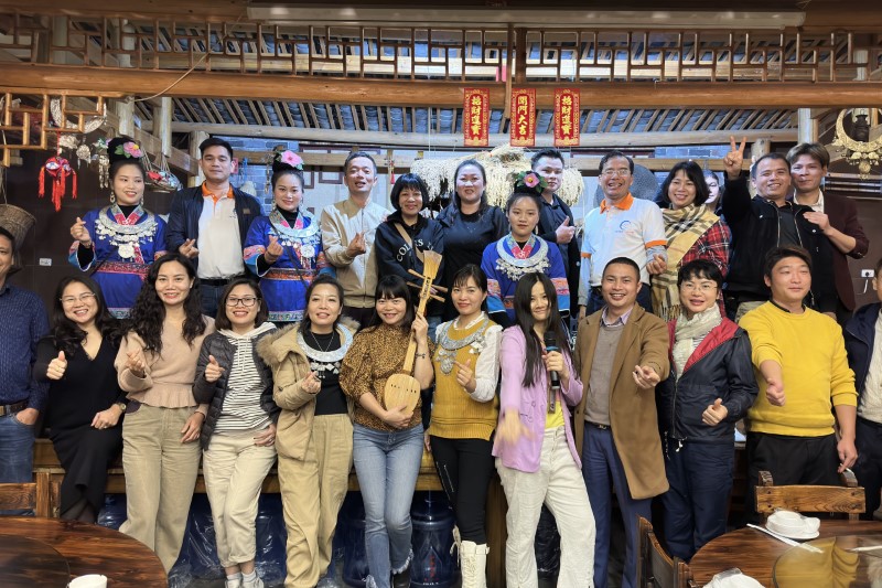 Đoàn du lịch của Liên minh G8 tham gia khảo sát chuyến du lịch Nam Ninh