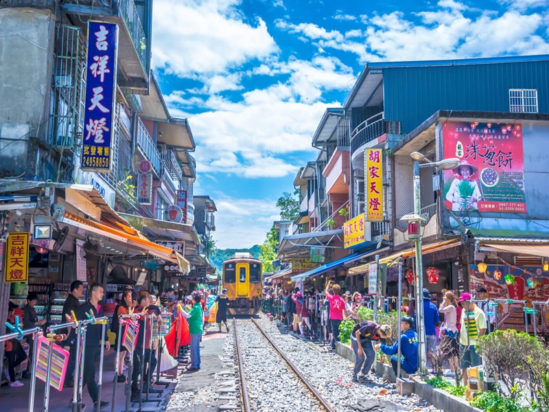 HÀ NỘI – CAO HÙNG - ĐÀI TRUNG - ĐÀI BẮC  5N4Đ (Mã tour:  NNHANDL-CT03)