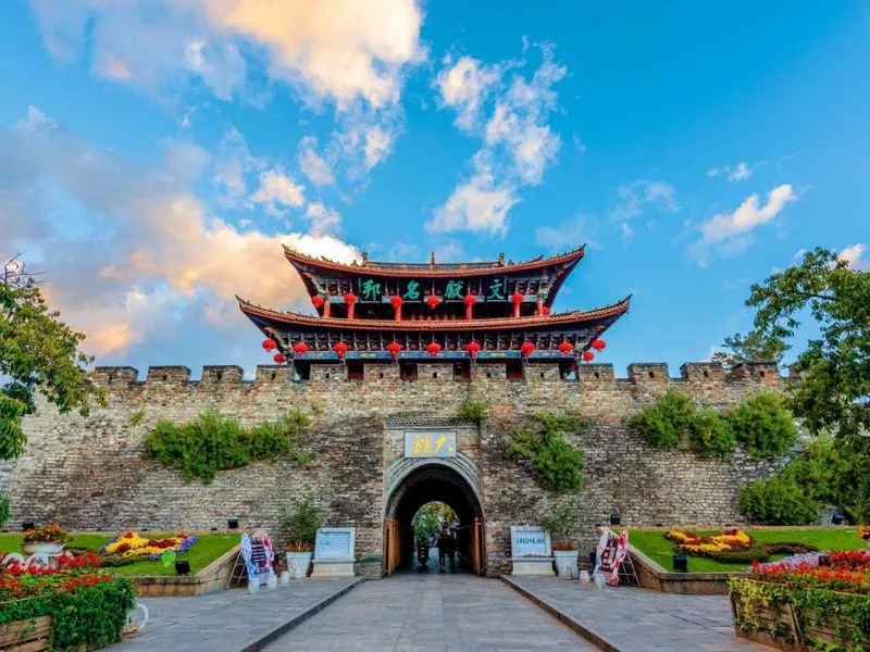 HÀ NỘI – ĐẠI LÝ – LỆ GIANG – CÔN MINH TOUR NO SHOPPING 5N5Đ (Mã tour: NNHANTQCM-CTA03)