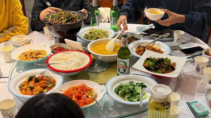 Hình ảnh ghép đoàn đi Bắc Kinh khởi hành ngày 24/10/2025