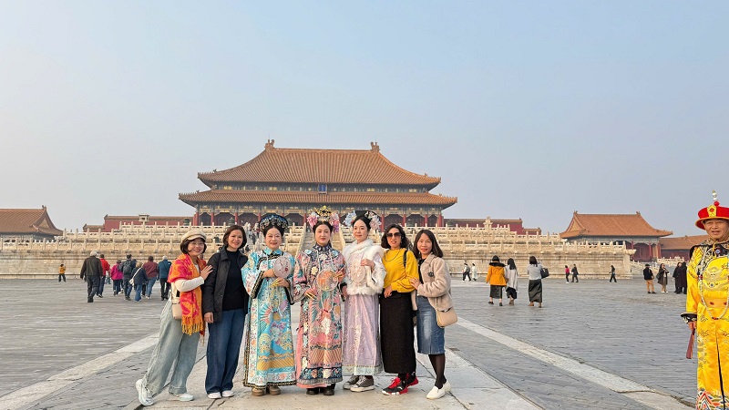 Hình ảnh ghép đoàn đi Bắc Kinh khởi hành ngày 24/10/2025