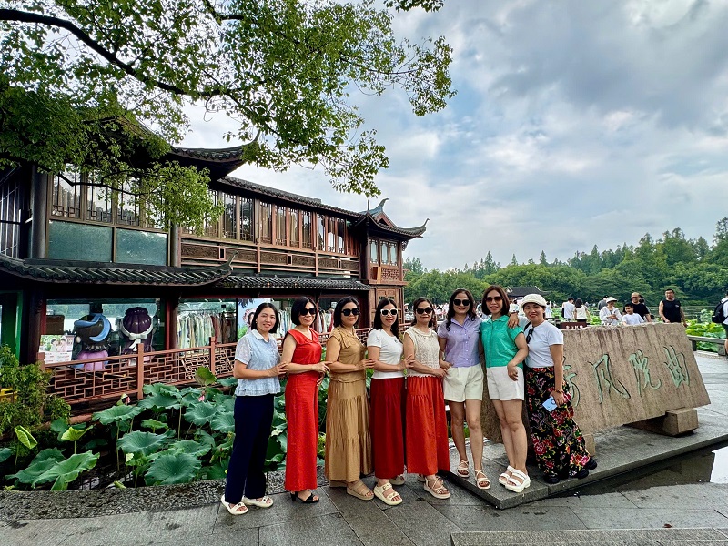 Hình ảnh đoàn Bắc Kinh Thượng Hải khởi hành ngày 8/7/2025