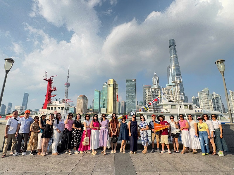 Hình ảnh đoàn Bắc Kinh Thượng Hải khởi hành ngày 8/7/2025