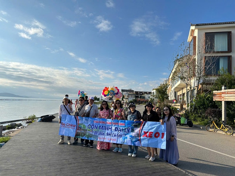 Hình ảnh đoàn khởi hành đi Côn Minh - Đại Lý ngày 29/08/2025